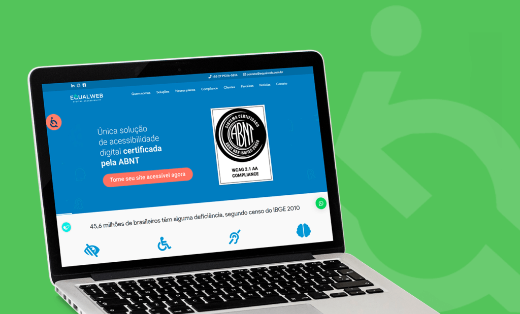 futuro. Imagem de fundo verde do lado direito temos um notebook aberto na home do site da equalweb e no lado esquerdo em um tom de verde mais claro temos a logo da equalweb.